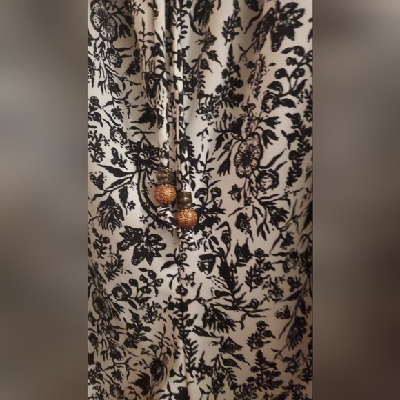 REWIND Black & White Romper w/ Draw String & Tiny Pink Ball Trim/Accents! SUPER - Picture 2 of 7